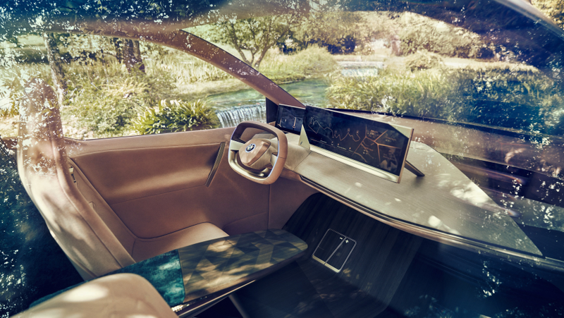 Illustration for article titled The BMW Vision iNext Concept Is a Whole Lot to Look At